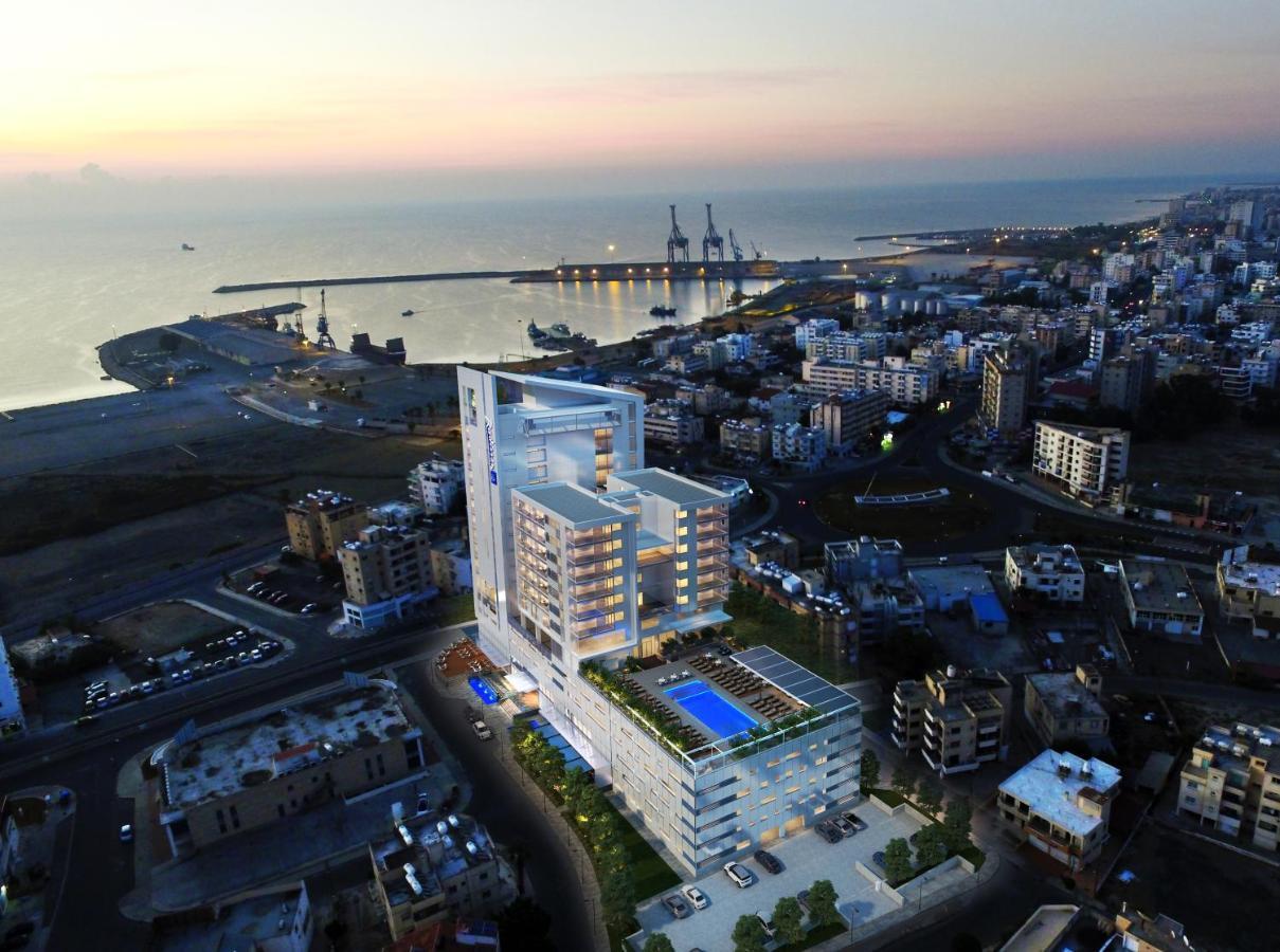 Radisson Blu Hotel, Larnaca Zewnętrze zdjęcie